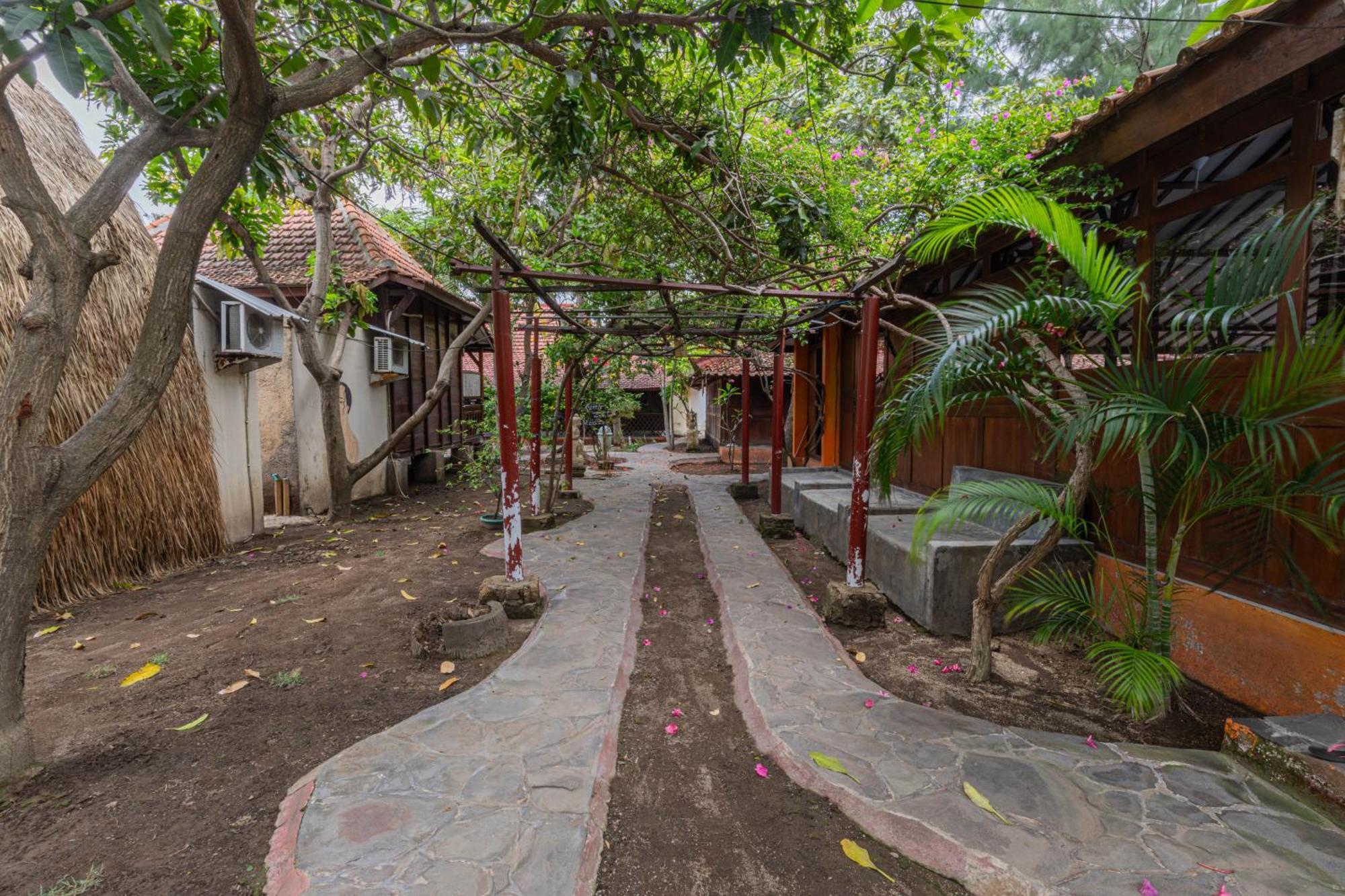 Omah Gili Hotel Гили Еър Екстериор снимка